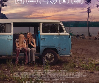 Affiche du film North of Normal