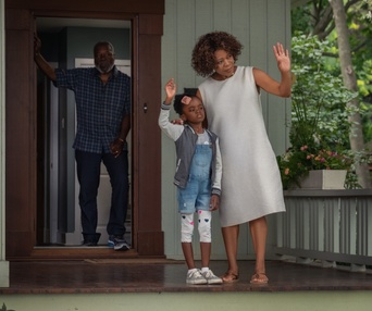Une scène du film Fatherhood
