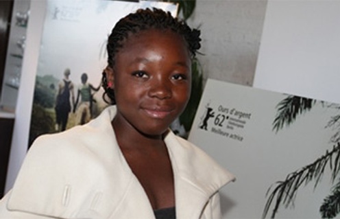 Rachel Mwanza sur le tapis rouge de Rebelle