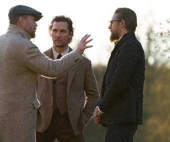 Une scène du film The Gentlemen