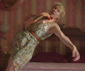 Une scène du film Fête de famille