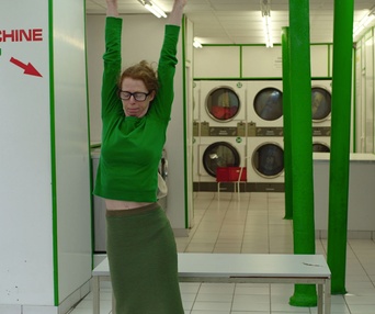 Une scène du film Paris Pieds Nus