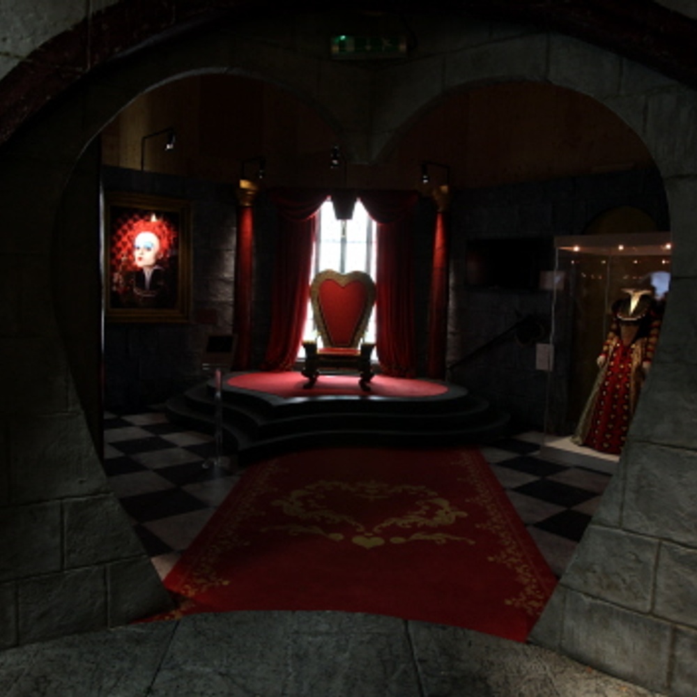 Alice in Wonderland : The Touring Exhibition