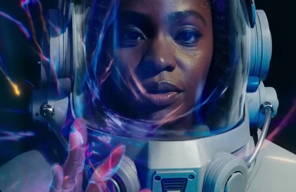 Pré-bande-annonce en anglais