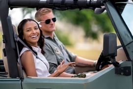 Une scène du film Operation Christmas Drop