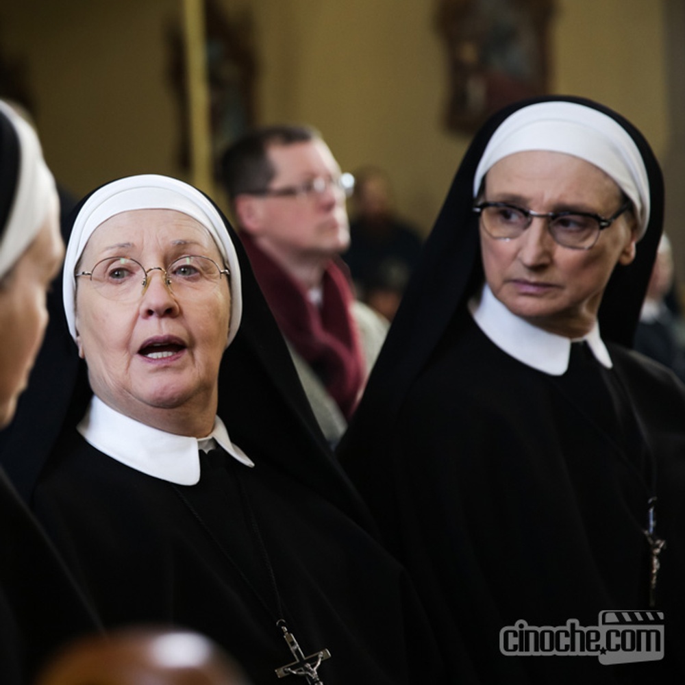 Sur le plateau de La passion d'Augustine