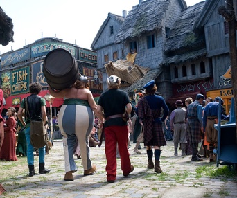 Une scène du film Astérix et Obélix : Au service de Sa Majesté