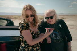 Une scène du film Francoeur : On achève bien les rockers
