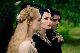 Une scène du film Maleficent: Mistress of Evil Une scène du film Maleficent: Mistress of Evil