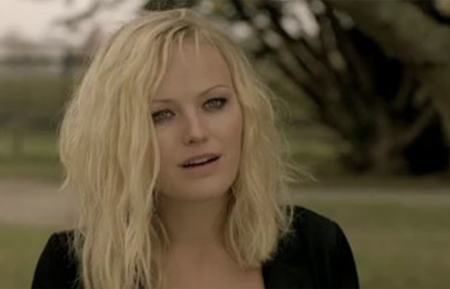 Malin Akerman dans le film The Romantics