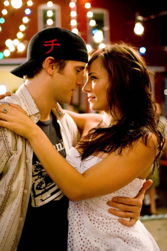 Robert Hoffman et Briana Evigan dans le film Dansez dans les rues