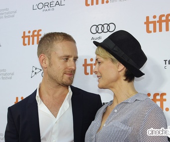 Sur le tapis rouge du film Kill Your Darlings