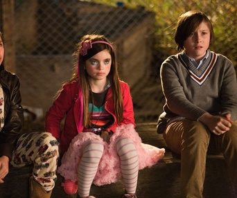 Une scène du film The Sitter