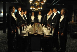 Une scène du film The Riot Club