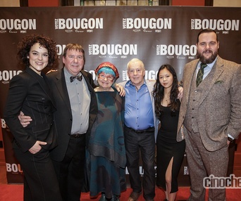 Sur le tapis rouge du film Votez Bougon