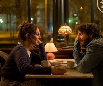 Une scène du film Love at First Kiss