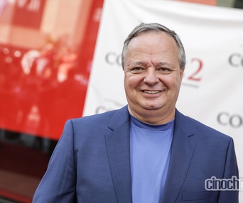 Sur le tapis rouge du film Les 3 p'tits cochons 2
