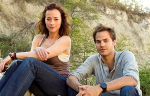 Sébastien Huberdeau et Karine Vanasse dans le film Angle mort