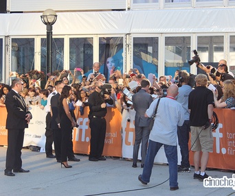 Sur le tapis rouge du film Kill Your Darlings