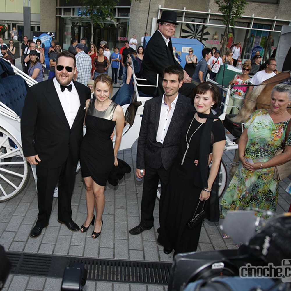 Sur le tapis rouge de Louis Cyr : L'homme le plus fort du monde