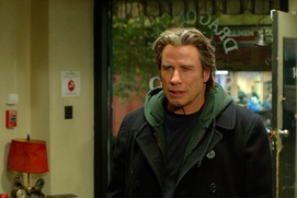 Une scène du film The Forger