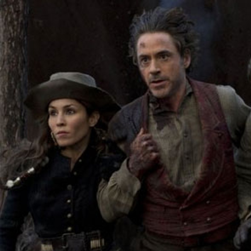 Jude Law, Robert Downey Jr. et Noomi Rapace dans le film Sherlock Holmes 2