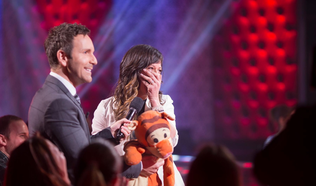 Éric Salvail surprend une de ses admiratrices