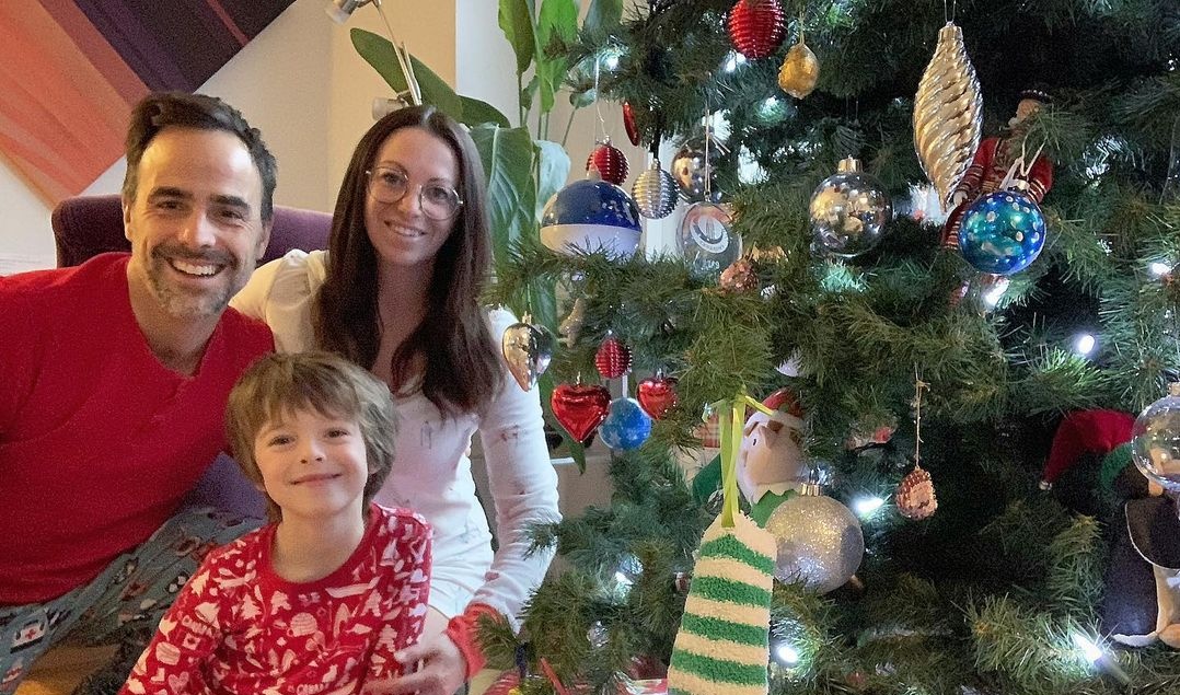 Image de l'article Découvrez des images du Noël différent des stars québécoises