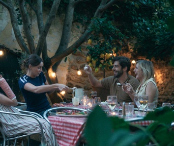 Images du film Qui brille au combat