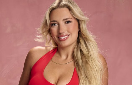 Image de l'article Photos : Alexa d' «OD Panama» et sa jumelle volent la vedette sur un tapis rouge