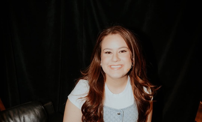 Megan Brouillard à <em>En direct de l'univers</em>